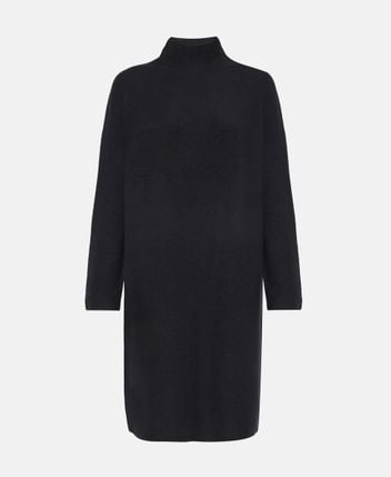 Knitted dress
