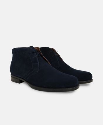 Desert boots
