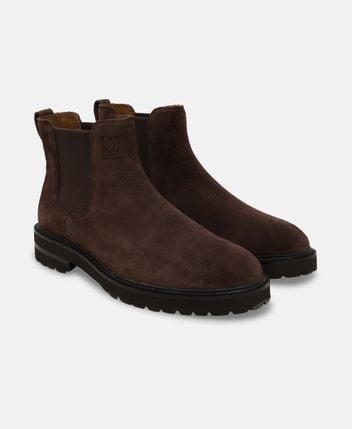 Chelsea boots