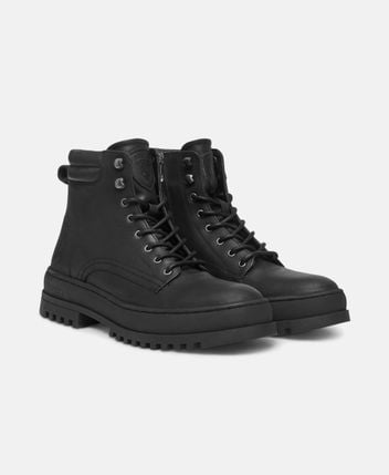 Lace-up ankle boot Iuka01
