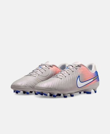 Football boots United Tiempo Legend 10 Academy