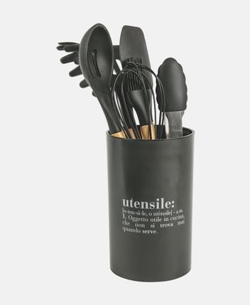 Kitchen utensil set