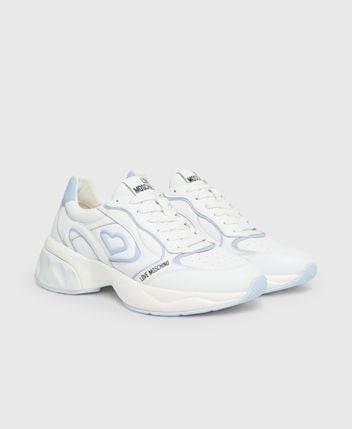 Chunky sneakers