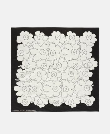 Square scarf
