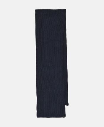 Knitted scarf