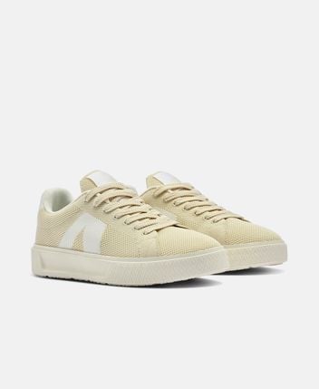 Sneakers Essence