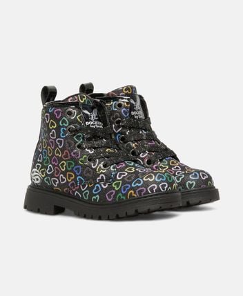Lace-up ankle boot