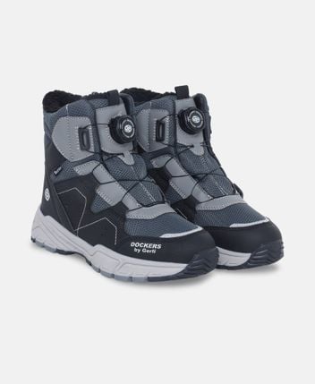 Winter boots
