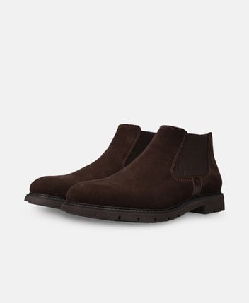 Chelsea boots