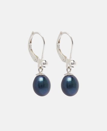 Drop earrings