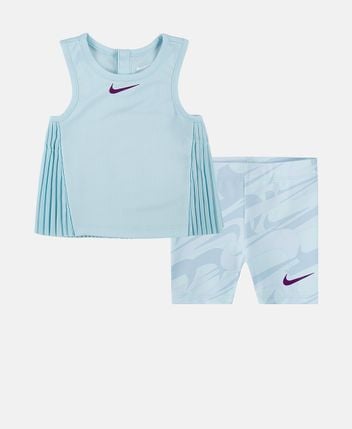 T-shirt and shorts set