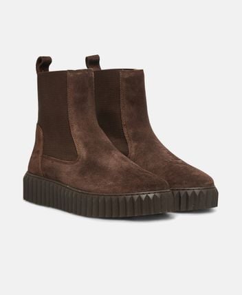 Chelsea boots Beth