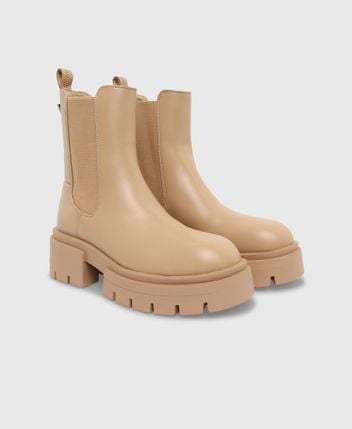 Chelsea boots Charlotte