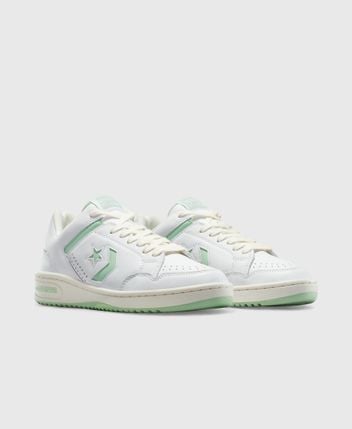 Sneakers Weapon