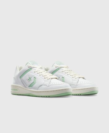Sneakers Weapon