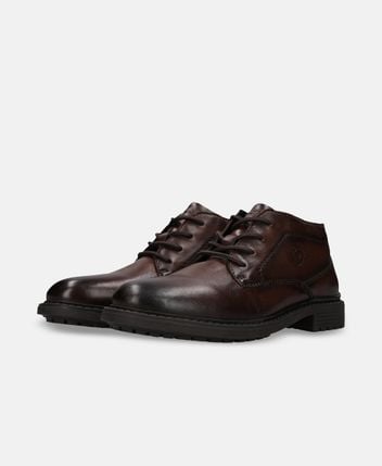 Desert boots