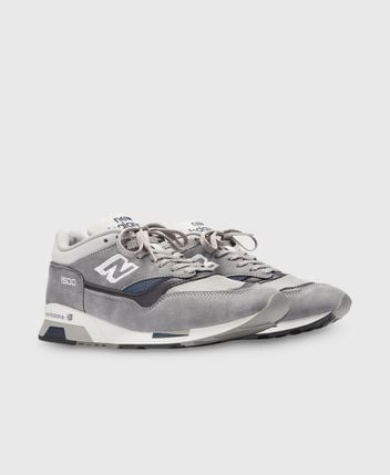 Sneakers U1500v1
