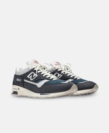 Sneakers U1500v1
