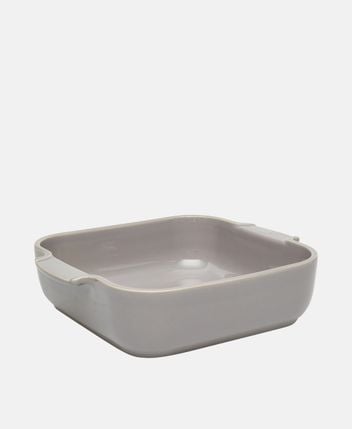 Casserole dish