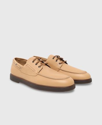 Boat shoes