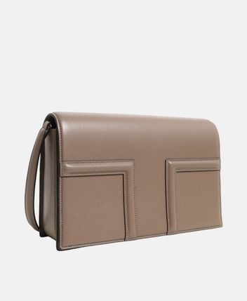 Leather shoulder bag T-flap