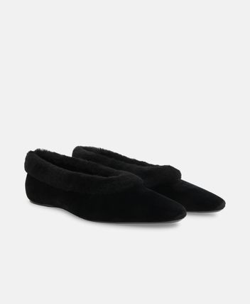 Ballet flats