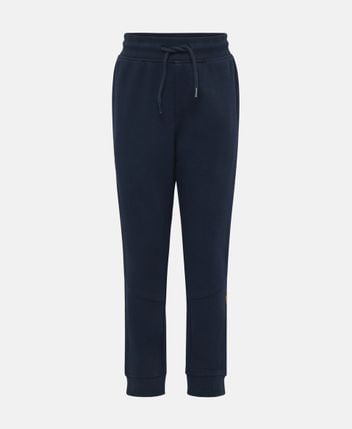 Sweatpants Motion