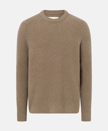 Wool pullover