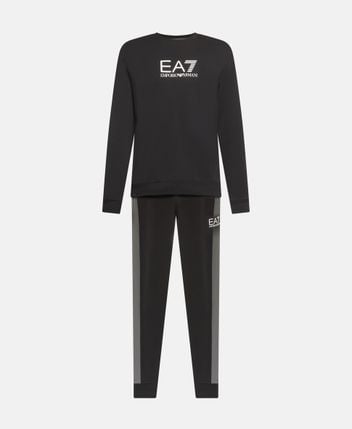 Track suit