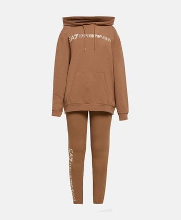 Jogging suit