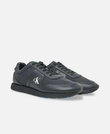 Sneakers Retro