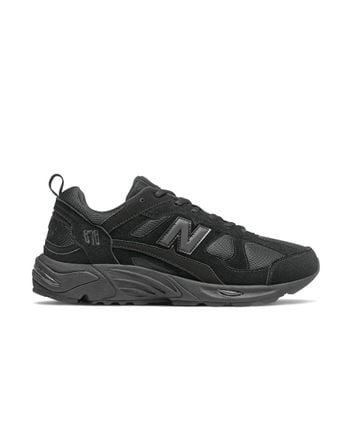 Sneakers 878