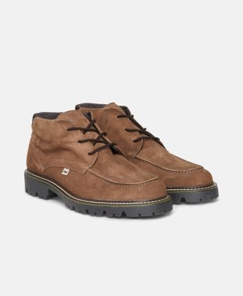 Desert boots