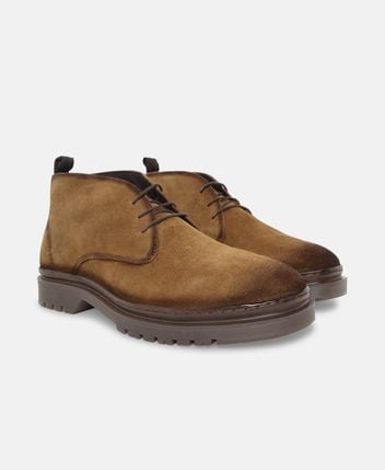 Desert boots