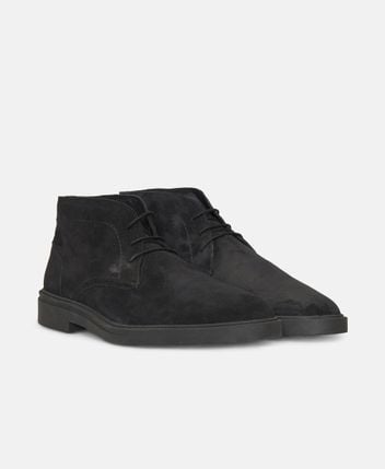 Desert boots
