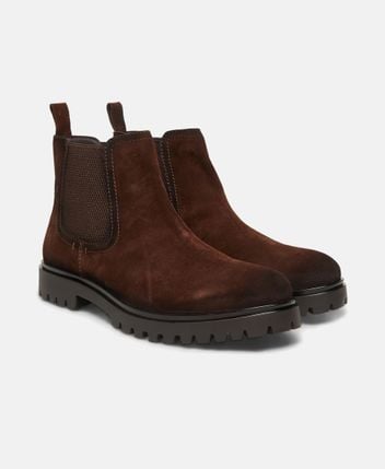 Chelsea boots