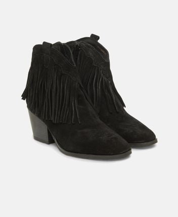 Ankle boots