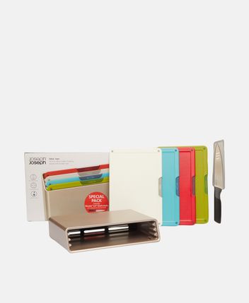 Cutting board and knife set