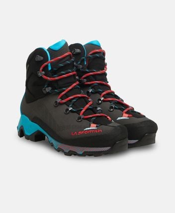 Hiking shoes Aequilibrium