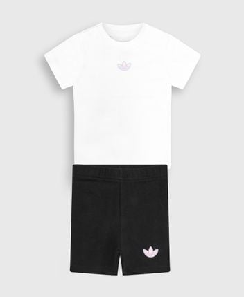 T-shirt and shorts set