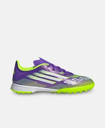 Sports shoes