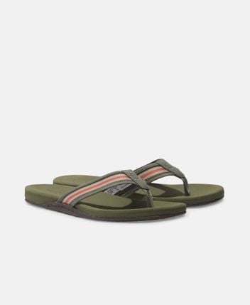 Flip flops Seaton Bay