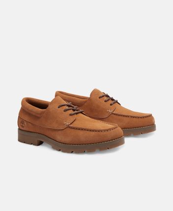 Lace-up shoes