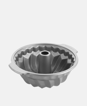 Cake pan