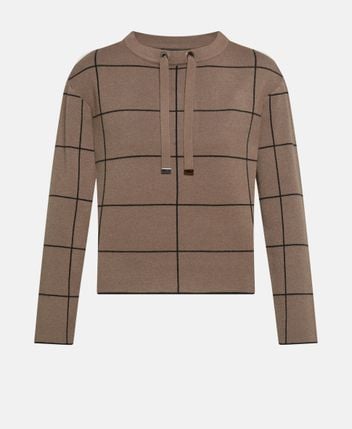 Long-sleeved jumper