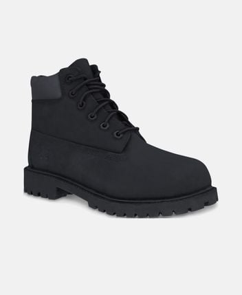 Lace-up ankle boot