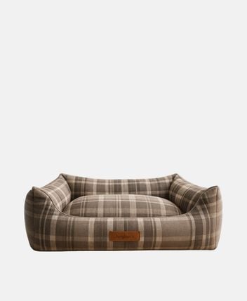 Dog bed