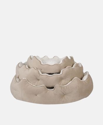 Dog bed