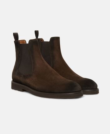 Chelsea boots