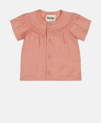Short-sleeved shirt